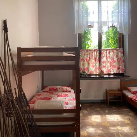 Villa Stara Szkola Krempna Exterior foto