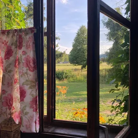 Villa Stara Szkola Krempna Exterior foto